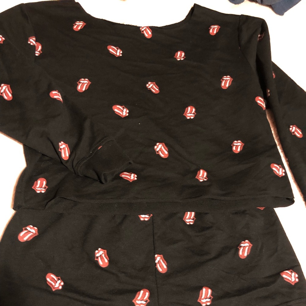 Rolling Stones lounge cloths.